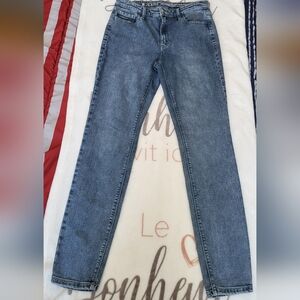 Reitmans Women's Straight Leg Blue Jeans Size 28 "Like New"